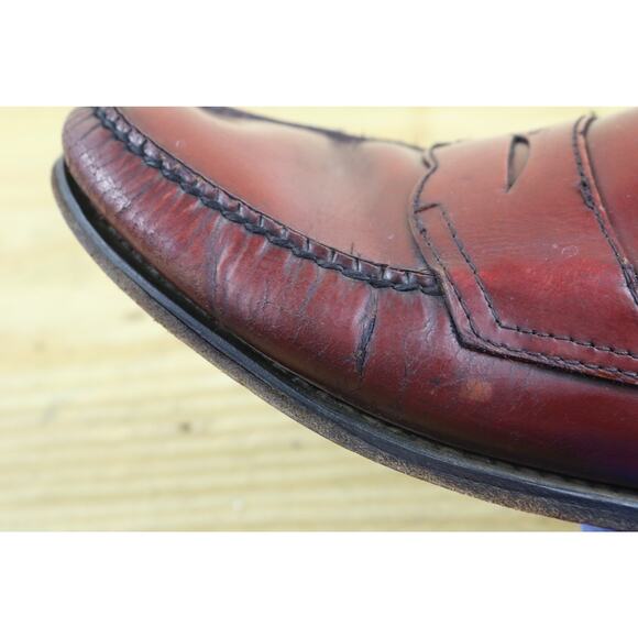 GH Bass Weejuns Mens 9D Red Leather Penny Loafers Logan Slip On Shoes - Picture 10 of 12